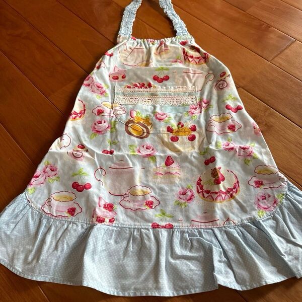 女の子エプロン幼稚園、保育園