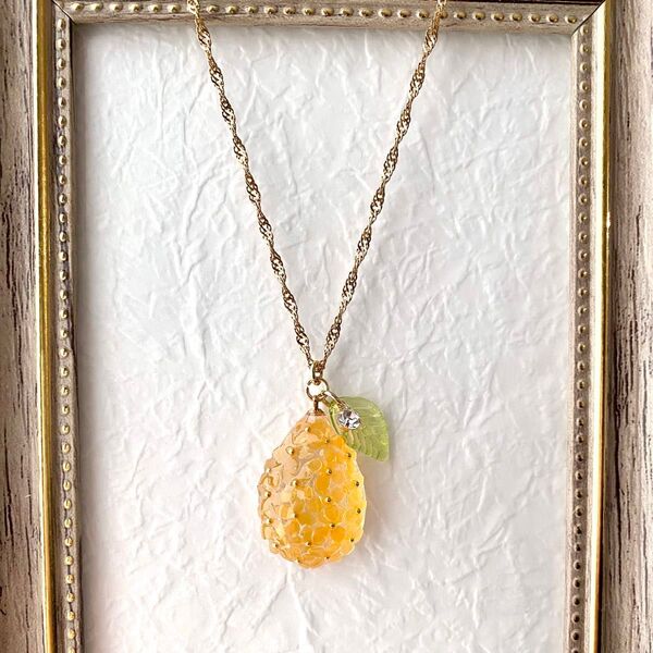 ハンドメイド★レジン ネックレス ペンダント金木犀 黄色