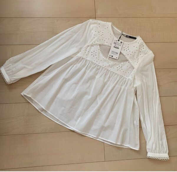ZARA シアーブラウス