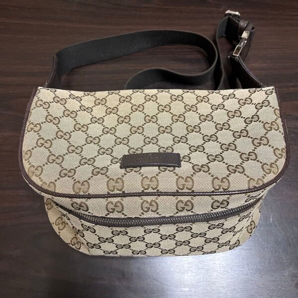 GUCCI GGパターン ボディバッグ ウエストポーチ