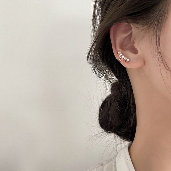 両耳2個 ゴールド パール イヤーカフ イヤリング アクセサリー 華やか 上品 セレモニー アクセント おしゃれ