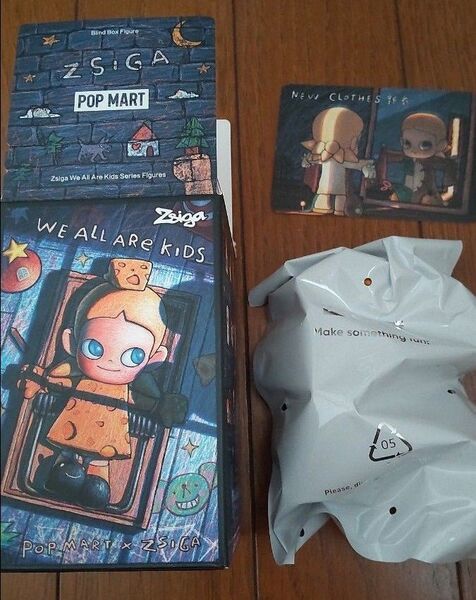 POPMART ZSIGA 'We All Are Kids' シリーズ “New clothes”
