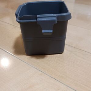 R2年スズキラパンH33S用純正部品の運転席ドリンクホルダーと上部パネル