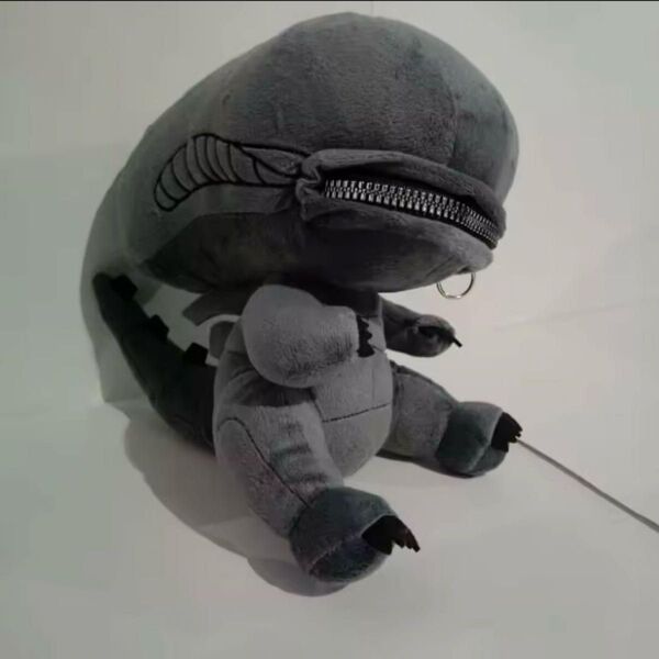 SFムービー モンスター エイリアン 日本未発売 ぬいぐるみ ギーガー 映画 ホラー ゼノモーフ
