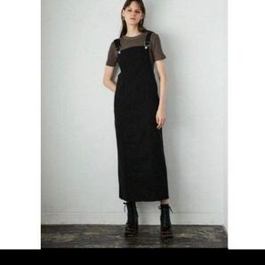 SIDE SLIT JUMPER SKIRT