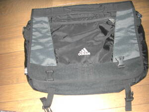  Adidas 3WAY bag 