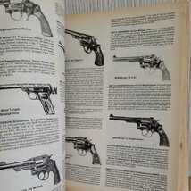 「the gun digest book of MODERN GUN VALUES」 jack lewis　ジャック・ルイス　銃　洋書　　_画像10