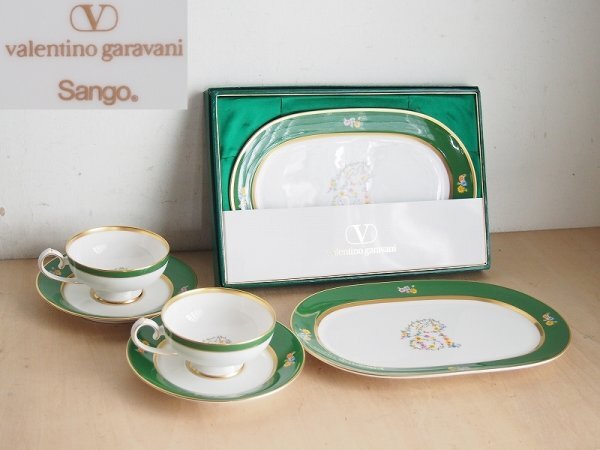 Yahoo!オークション -「valentino garavani」(プレート、皿 Yahoo!オークション -「valentino garavani」(プレート、皿