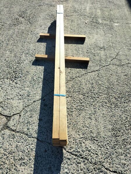 胴縁を1メートルに切った物になります。一束40本販売 材木 DIY