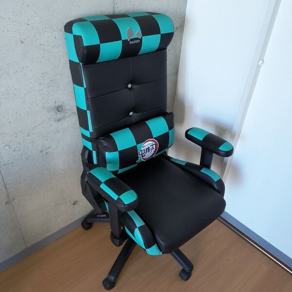 バウヒュッテ ゲーミングチェア (完成品)