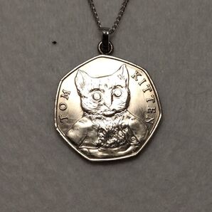 トムキティ ピーターラビットのコインネックレス 着けっ放しOK
