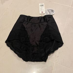 Wacoal ワコール 黒 ブラック レース ショーツ 新品
