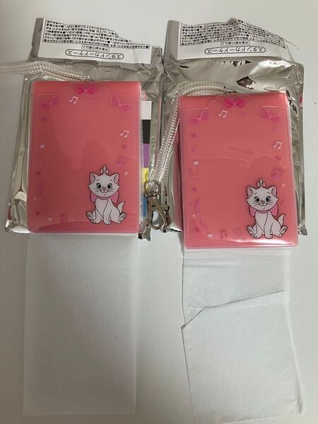 ディズニーストア シークレット カードケース マリーちゃん