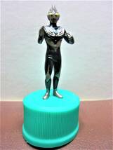 ウルトラマンムービー2003タイアップキャンペーン◎ORIGINAL BOTTLE CAP FIGURE◎ティガダーク(ウルトラマンティガ)◎アサヒ飲料 おまけ_画像2