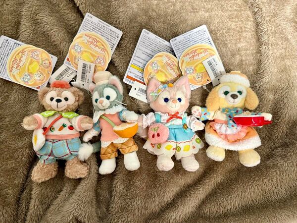 ダッフィー のワンダフルキッチンのぬいぐるみバッジ4点セット