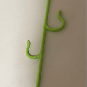 緑色プラスチックフック 4つのフック付き 収納