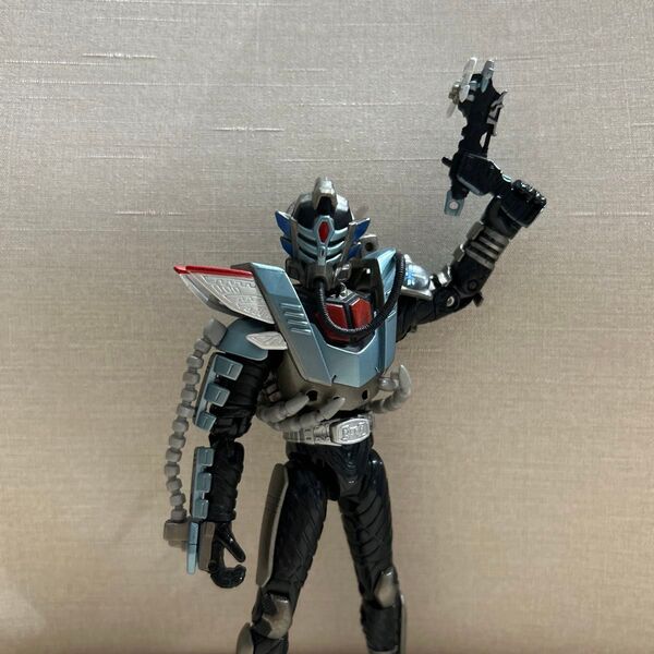 仮面ライダーカブト ドレイク 装着変身 フィギュア マスクドフォーム