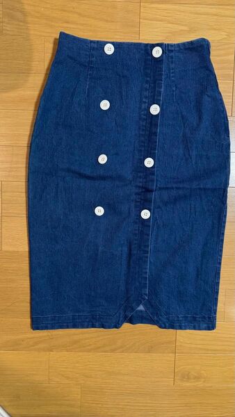 美品 デニムスカート