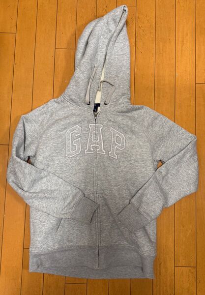 GAP パーカー