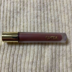 サナ エクセル リップベルベティスト LV10 グリオットチェリー 口紅