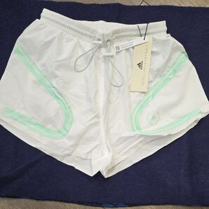 adidasステラマッカートニー ショートパンツ