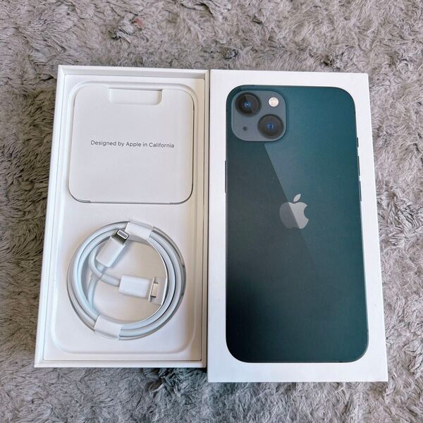Apple iPhone 13 ブラック(箱)Lightningケーブル付き