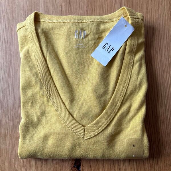 新品 タグ付き GAP ギャップ カットソー 長袖Tシャツ トップス イエロー Vネック Tシャツ レディース M
