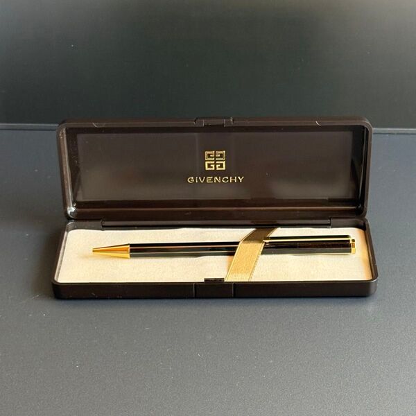GIVENCHY ボールペン ケース付き ゴールド