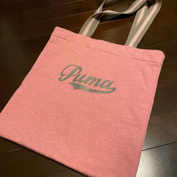 アフタヌーンティーとPUMAコラボのトートバッグ