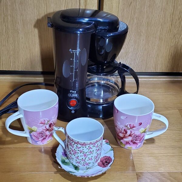 Pure Life コーヒーメーカー & Royal Arden 花柄食器