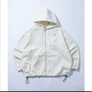 ☆新品☆ フーズフーギャラリー ユニセックス ナイロンパーカー ホワイト