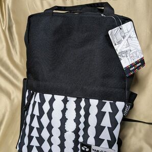 【未使用品】kippis×YAKPAK 幾何学模様リュック●黒◆ リュック リュックサック バックパック