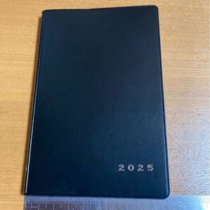 2025年 手帳・ダイアリー コンパクトタイプ 黒