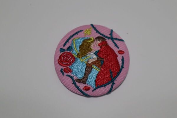 ディズニー 刺繍缶バッジ 眠れる森の美女