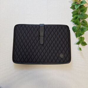 アマダナ パソコンケース PCキャリングケース ブラック 黒 ドット 水玉