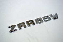 ベンツ風 トヨタヴォクシー型式エンブレム ZRR80W ZRR85W　アルファーベット　カー用品　外装パーツ　カーアクセサリー　車バイク　_画像2