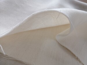 生成りのふんわり4重ガーゼ生地 キナリ 114cm幅x100cm