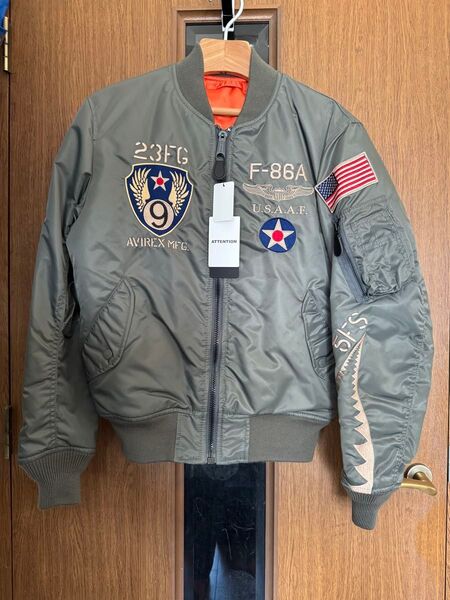 希少【新品・タグ付き】AVIREX MA-1 FLYING SHARKS Mサイズ セージ