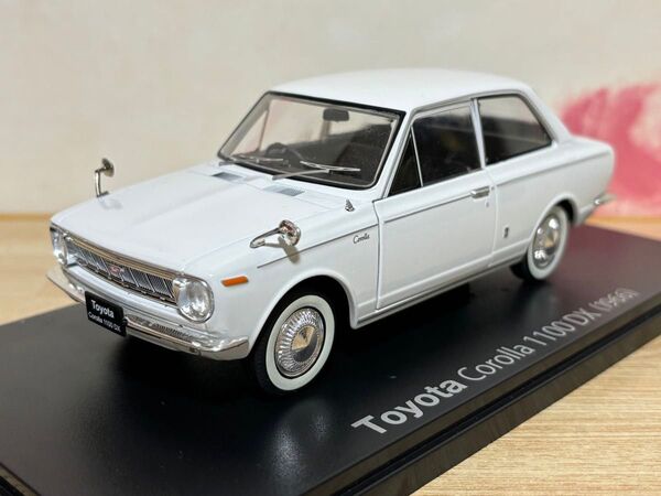 送料無料 1/24 国産名車コレクション トヨタ カローラ 1100 DX 旧車 ミニカー TOYOTA COROLLA 1966