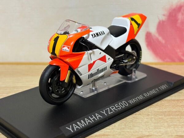 送料無料 1/24 ヤマハ YZR500 レーシングバイク ミニカー YAMAHA WAYNE RAINEY 1991 旧車