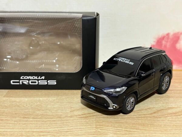 送料無料 トヨタ カローラ クロス ダークブルー プルバックカー カラーサンプルミニカー TOYOTA COROLLA CROSS