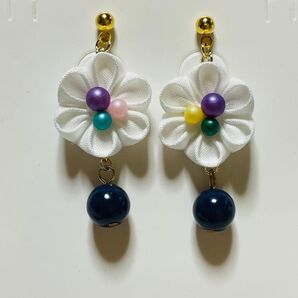 アクセサリーNo.170 つまみ細工ピアス
