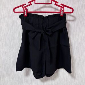 韓国 ベルト付きショートパンツ リボン ウエストゴム パンツ ズボン 黒 ブラック 夏