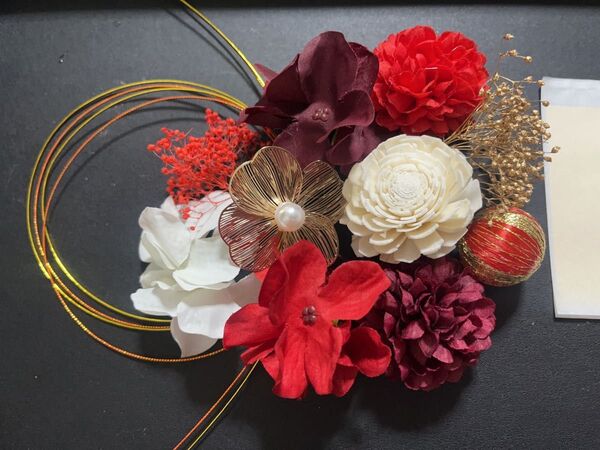 赤&金&白 お花髪飾り ハンドメイド ドライフラワー和装前撮り結婚式卒業式色打褂