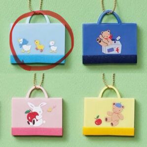 ファミリア カプセルトイ キーホルダー ガチャ