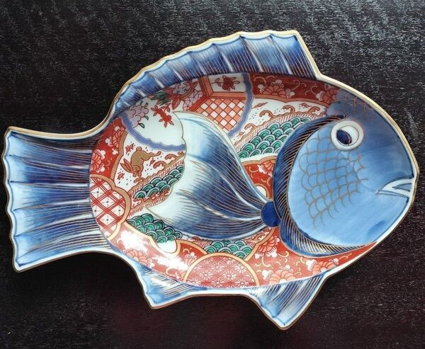 林九郎窯 古伊万里風 焼物皿 染錦波兎魚型 波佐見焼 金彩 豪華絢爛 超美品 新品