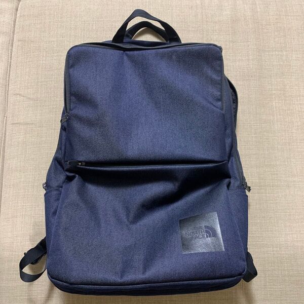 THE NORTH FACE バックパック ネイビー シャトルデイパック
