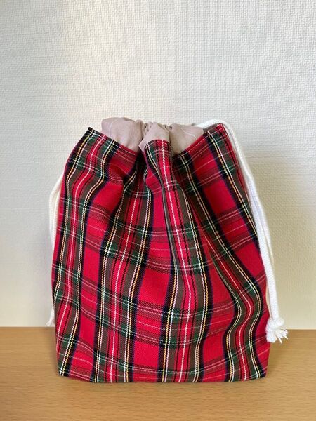 ハンドメイド 赤いタータンチェックの巾着袋