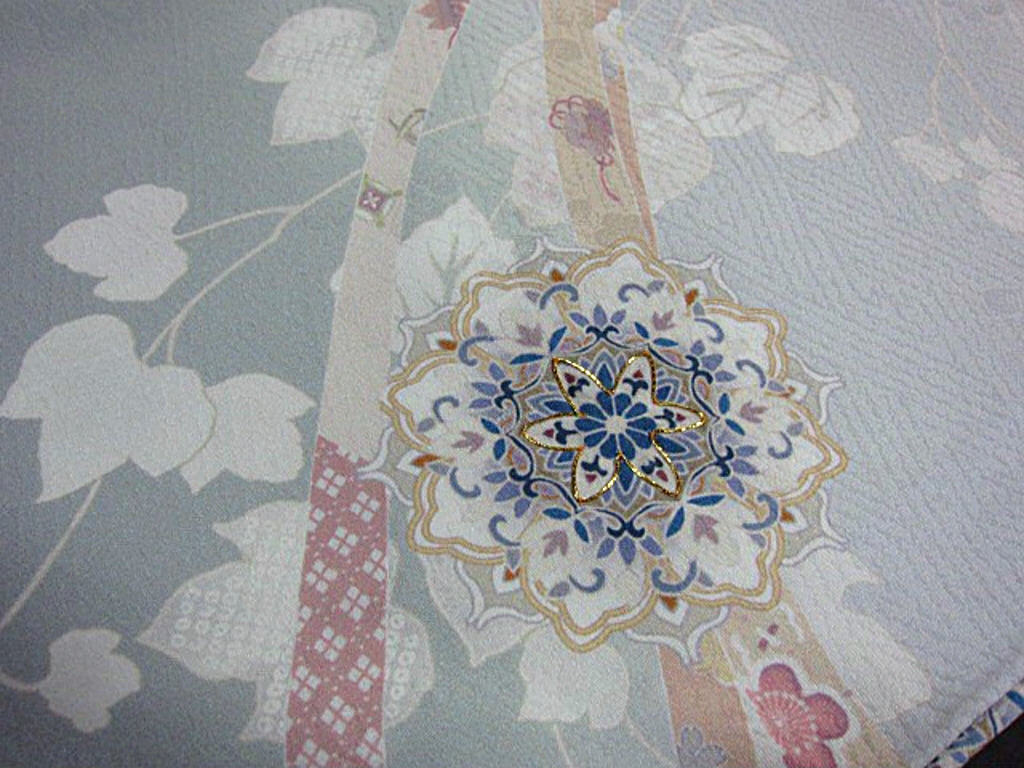 即納&大特価】 新品未仕立 金駒刺繍入り友禅訪問着(八掛付)蔦に花紋