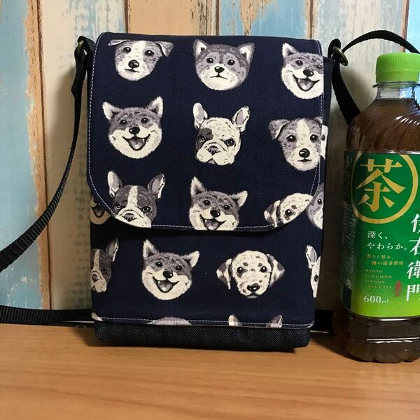476 紺色 柴犬 ネイビー 犬図鑑 デニム ハンドメイド スマホポーチ